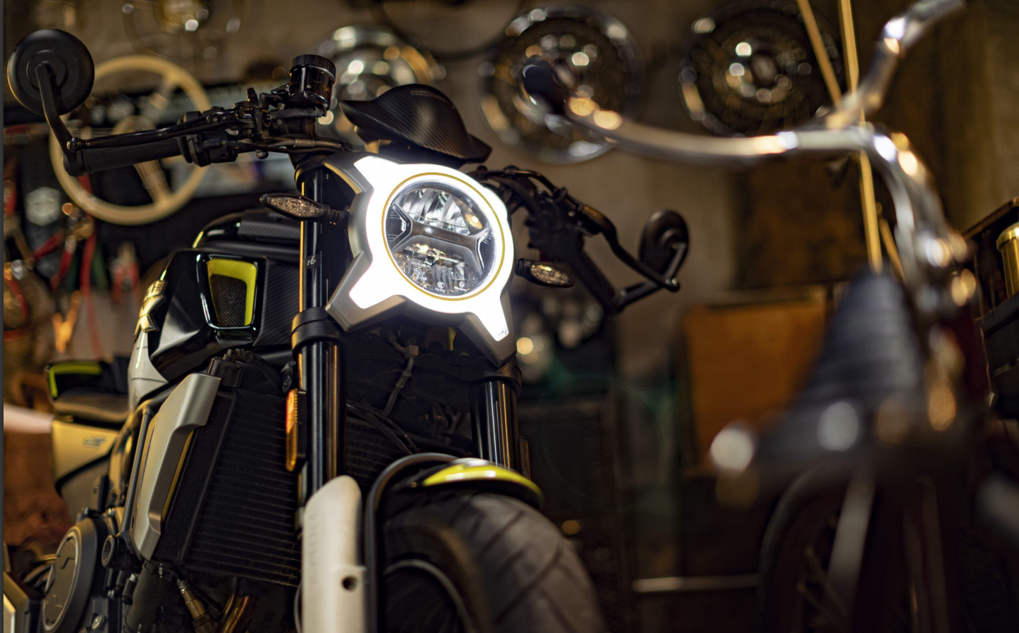 700CL-X Sportslider_item_exF8zi