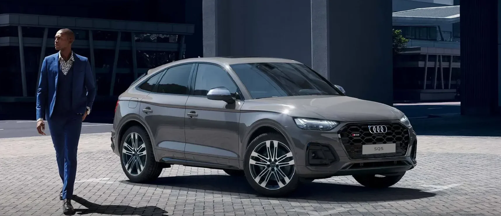 SQ5 Sportback 2025slider_item_xaQXd3